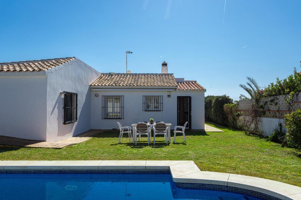 Villa Con Encanto En Primera Línea De Mar *